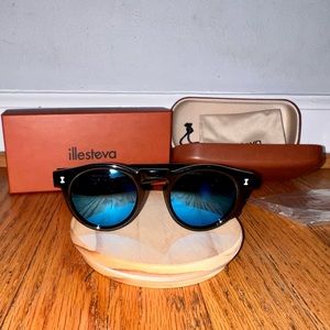 illesteva black sunglasses never worn brand new in packaging.